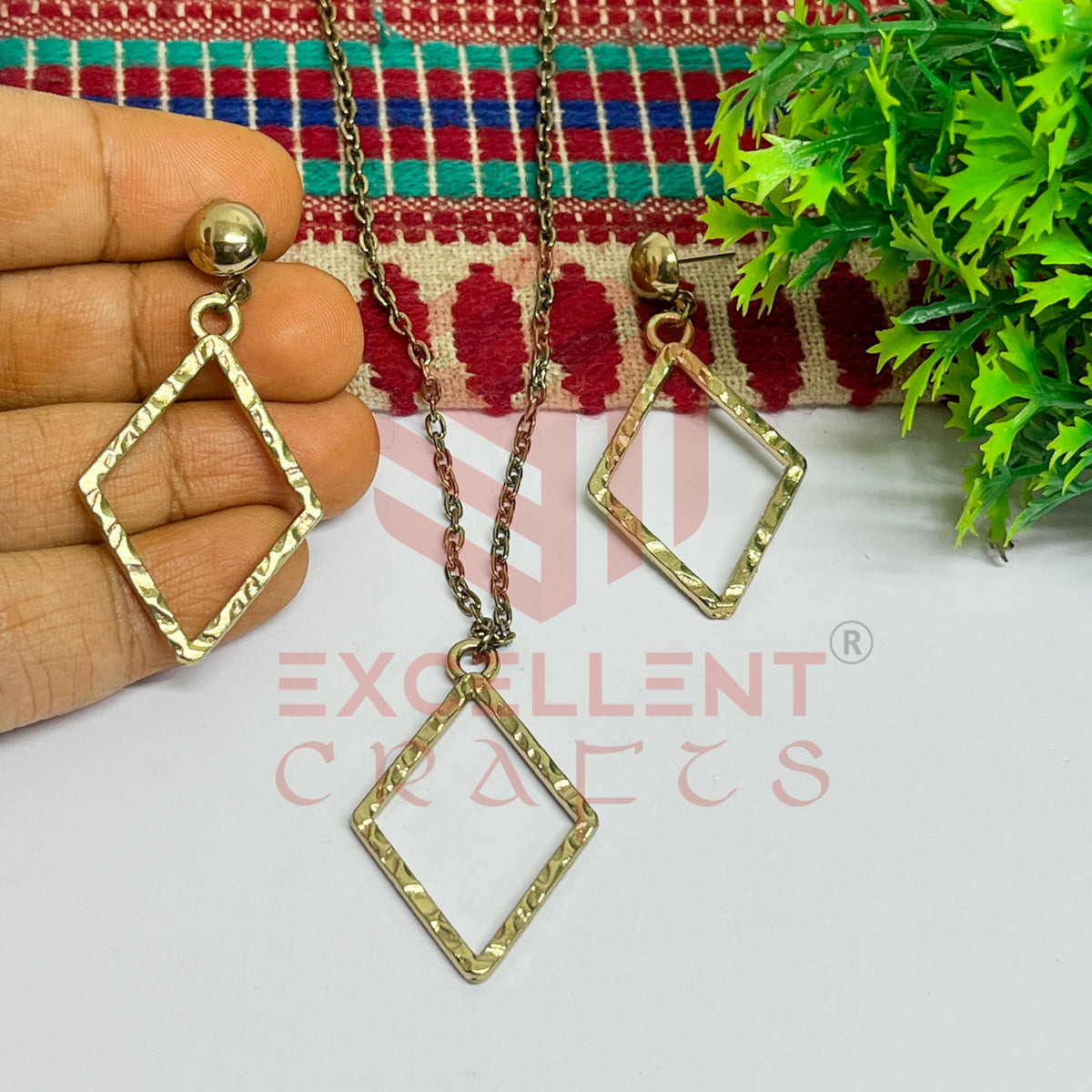Diamond Shape Pendant Necklace with Earrings Bezel Set