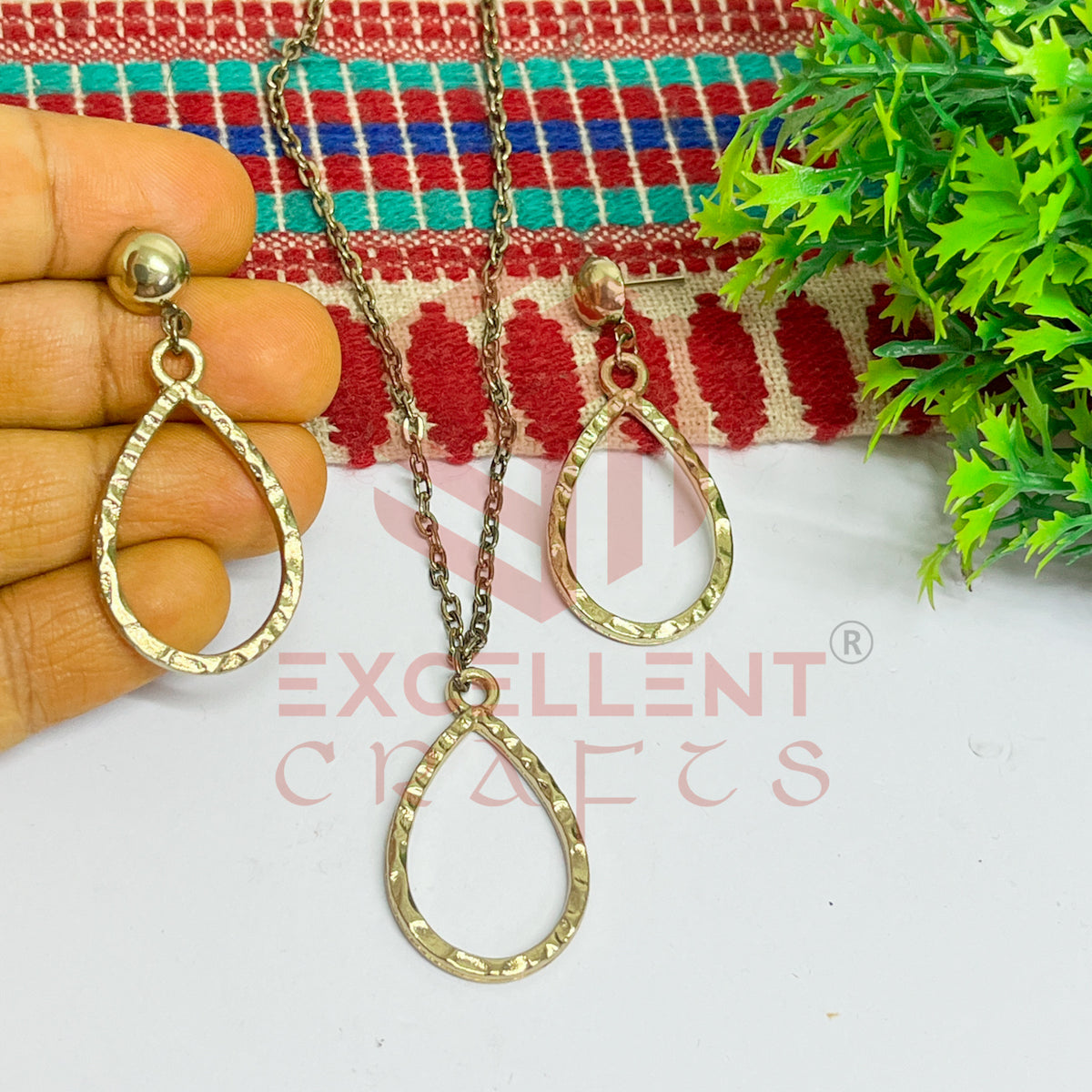 Drop Pendant Necklace with Earrings Bezel Set