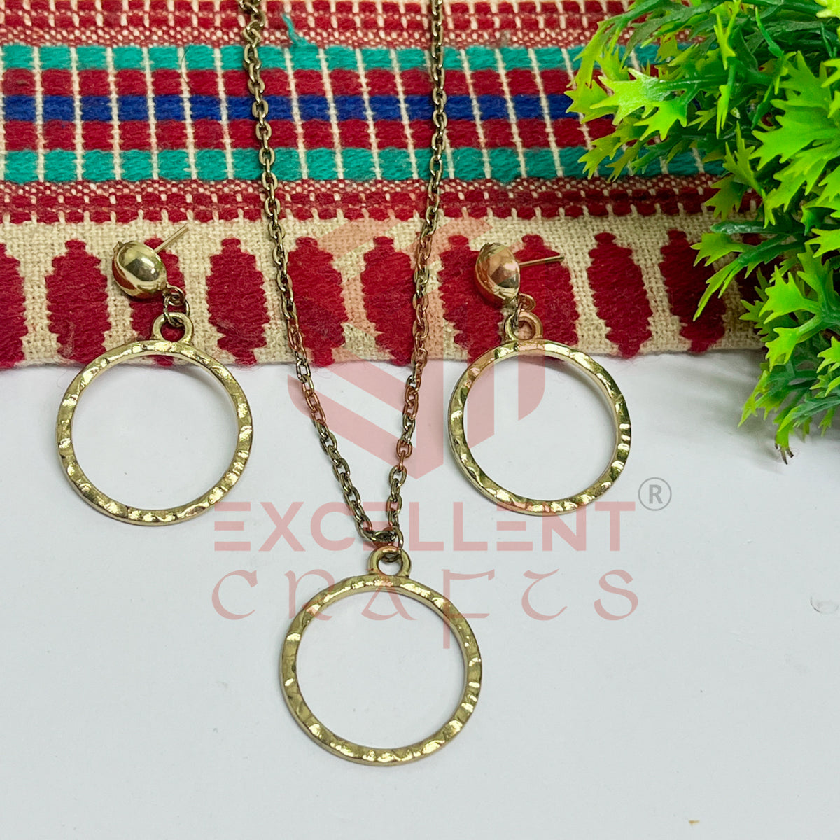 Round Pendant Necklace with Earrings Bezel Set