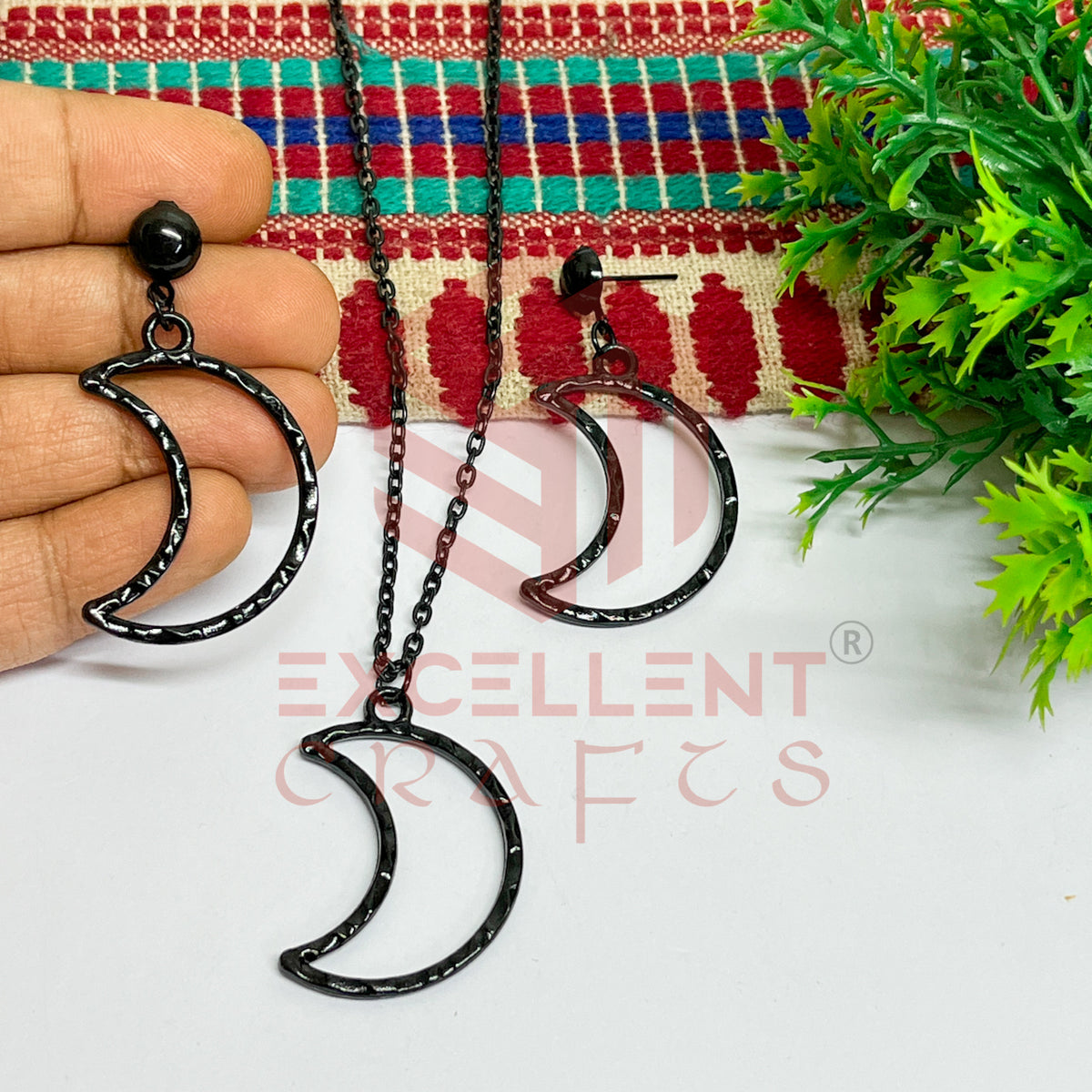 Halfmoon Pendant Necklace with Earrings Bezel Set