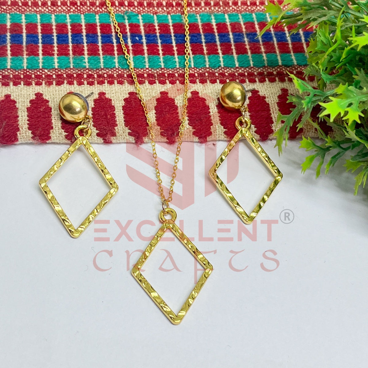 Diamond Shape Pendant Necklace with Earrings Bezel Set