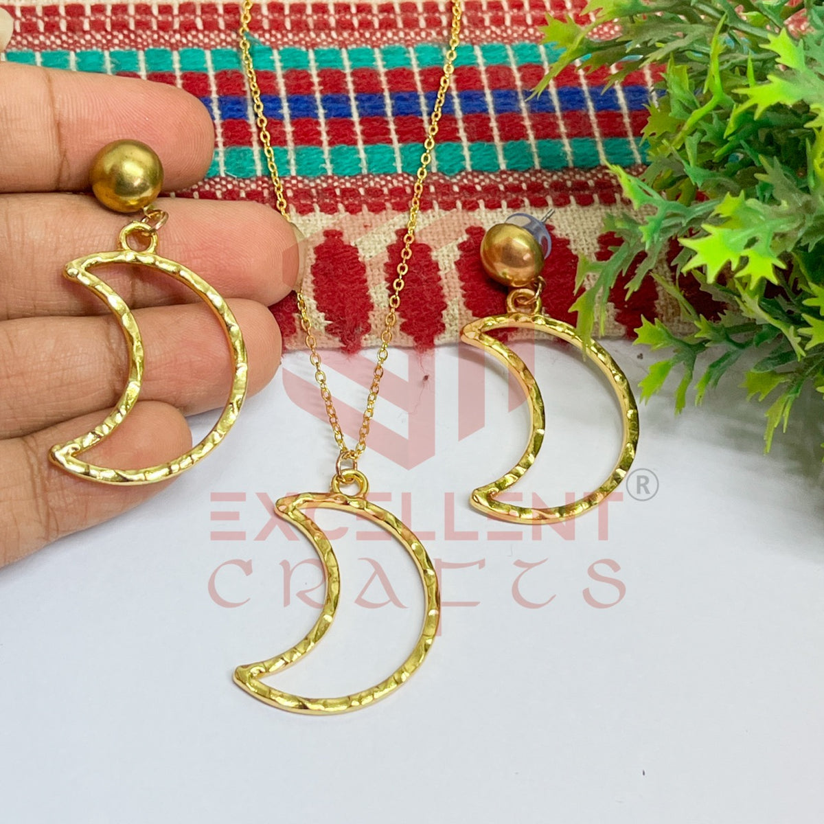Halfmoon Pendant Necklace with Earrings Bezel Set