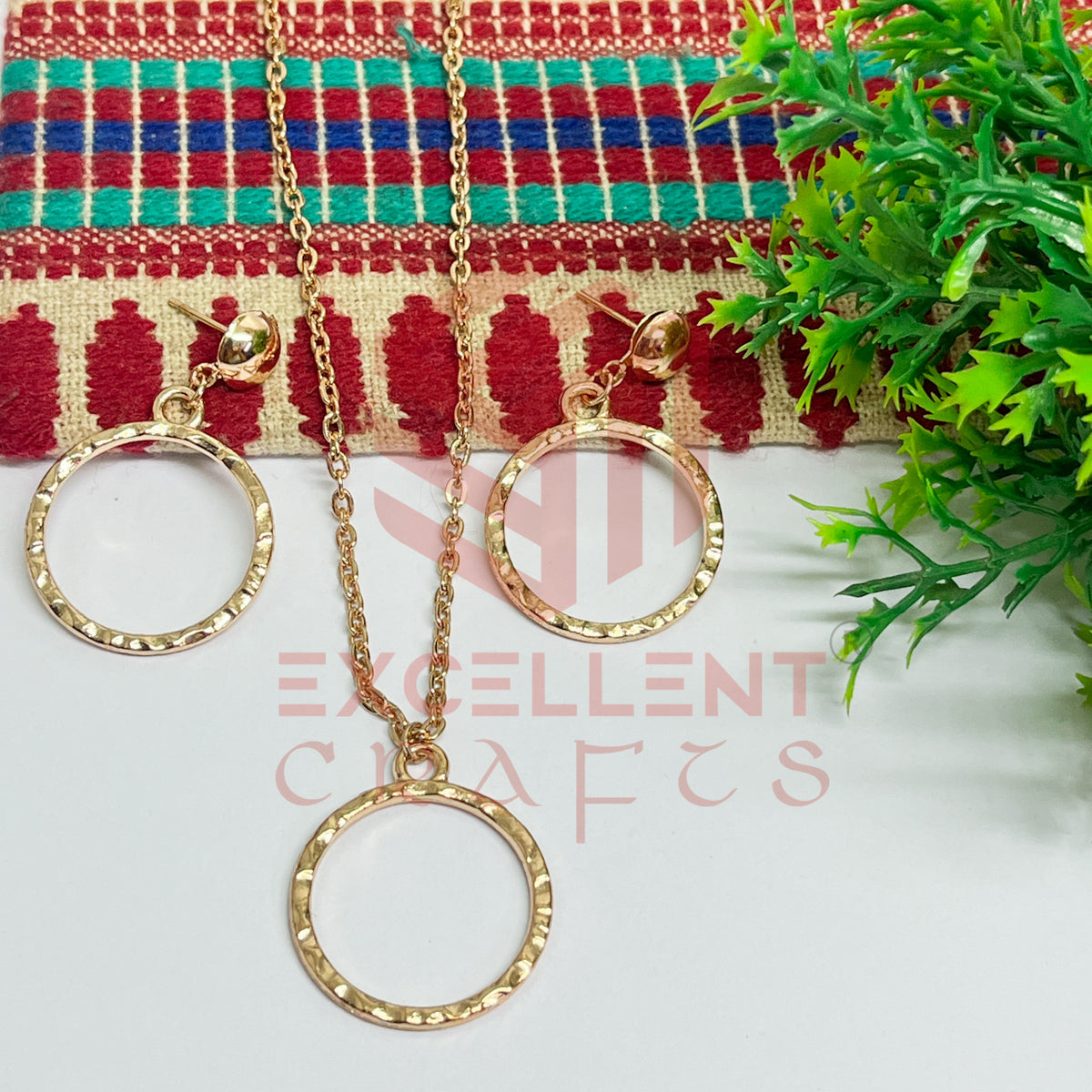 Round Pendant Necklace with Earrings Bezel Set