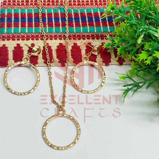 Round Pendant Necklace with Earrings Bezel Set