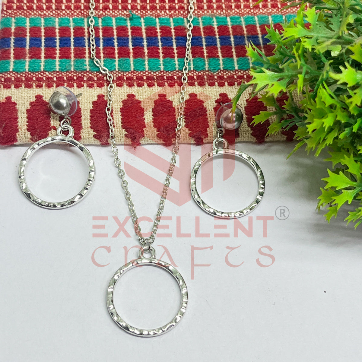 Round Pendant Necklace with Earrings Bezel Set