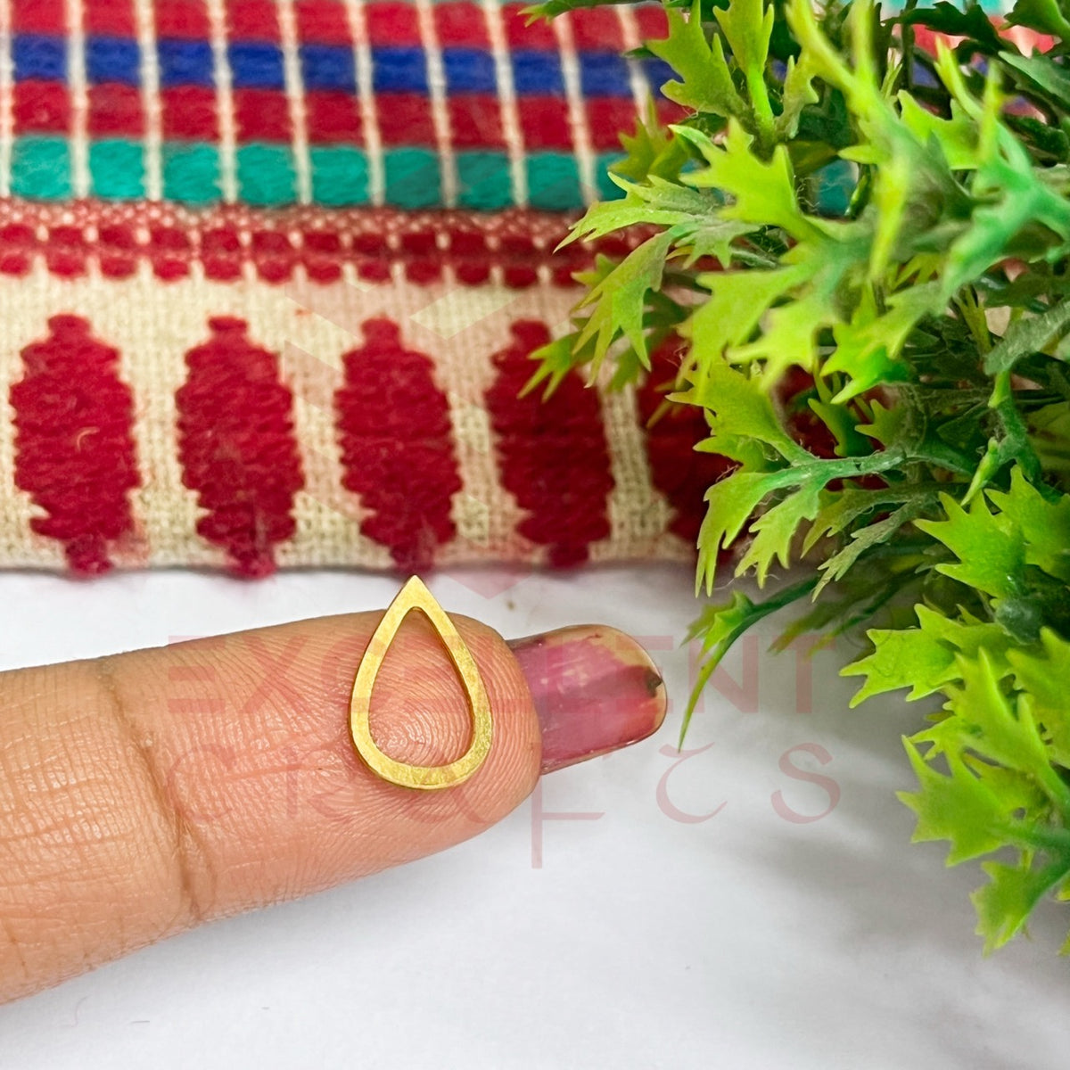 8x13mm Drop Shape Brass Frame - Gold