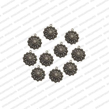 ECMANTCH39-Round-Shape-Metal-Antique-Finish-Silver-Charm-Flower-Design-1