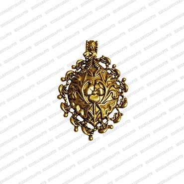 ECMANTPEN77-Eye-Shape-Metal-Antique-Finish-Gold-Color-Flower-Pendant-Design-1