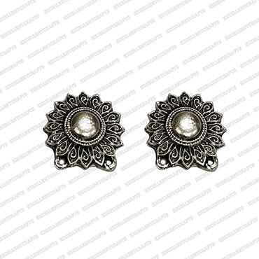 Round Shape Metal Antique Finish Flower Silver Color Stud Design 25