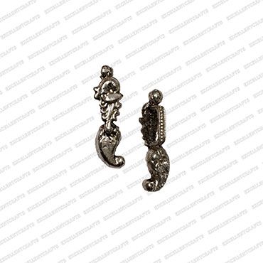 ECMKCH3-Leaf-Shape-Metal-Antique-Finish-Silver-Kolhapuri-Charm-Design-1