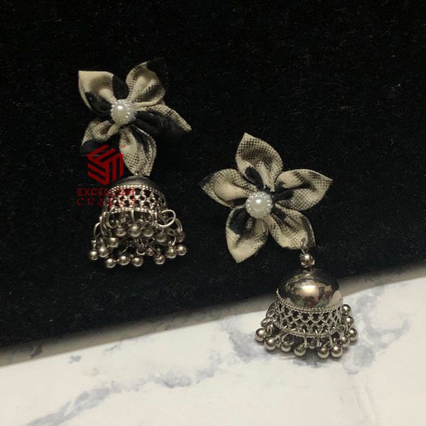 Black and White Color Kusum Earrings