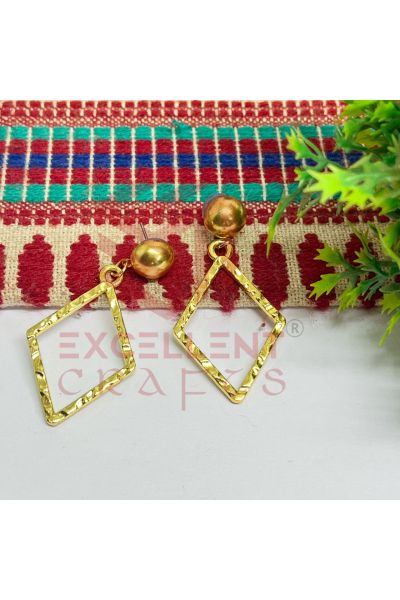 
8mm Ball Stud with Diamond Shape Texture Earring Bezels – Gold (1 Pair) for Resin Art & Jewellery Making

