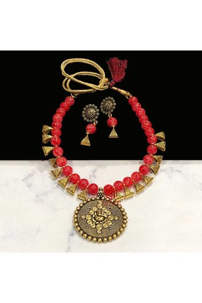 Round Shape Red Color Antique Gold  Finish Textured Glass Bead Bail Necklace Set
