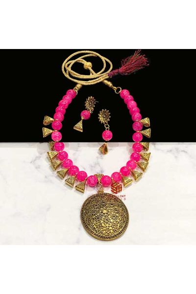 Oval Shape Magenta Pink Color Antique Gold  Finish Textured Glass Bead Bail Necklace Set