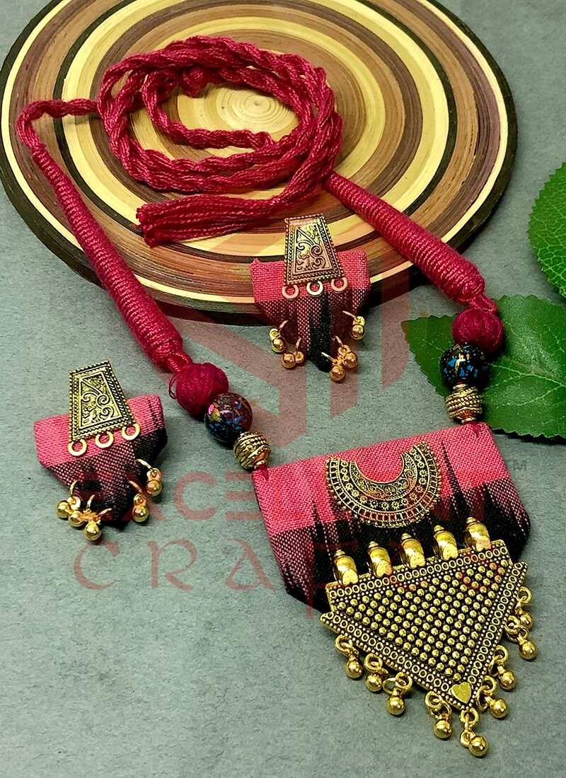 Pink and Black Beaded Ikkat Trapezium Necklace Set