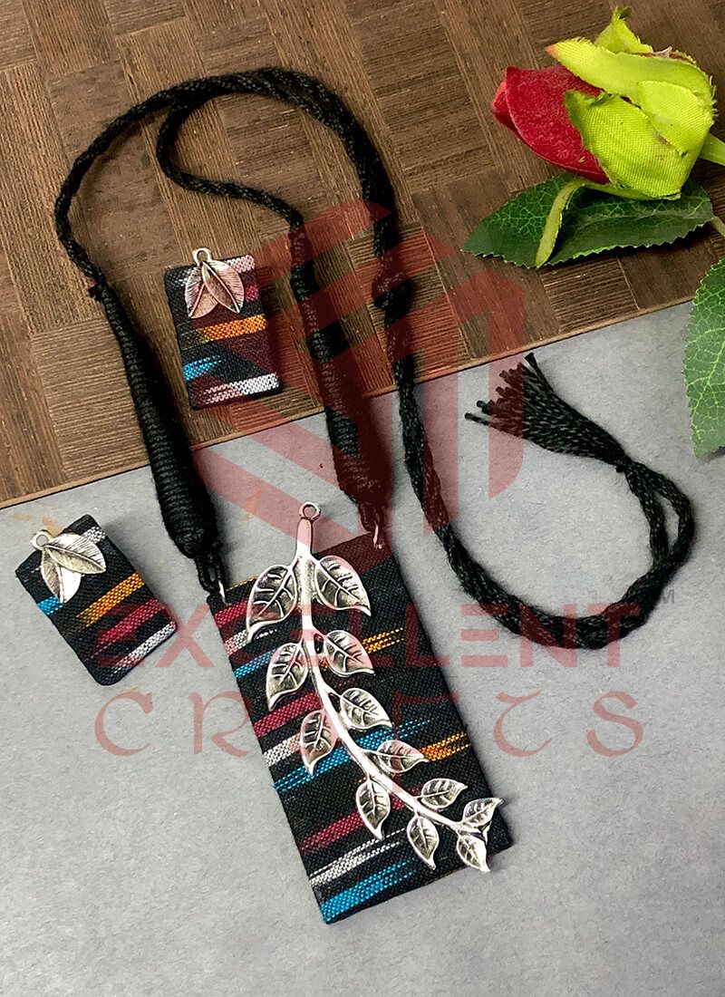 Ikat Panna Necklace Set-Multicolor